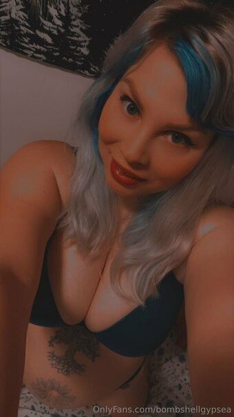 bombshellgypsea Nude Leaks Photo 2
