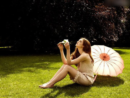 Bonnie Wright / thisisbwright Nude Leaks Photo 15