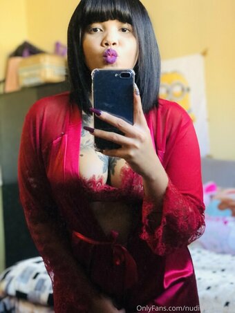 BootyMellow / BlaccMedusaSA / Boitumelo / booty_melow / bootymellowxxx / https: / kikkii / nudiitygoddess Nude Leaks OnlyFans Photo 3