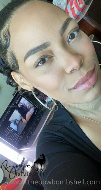 boujeebombshell Nude Leaks Photo 4