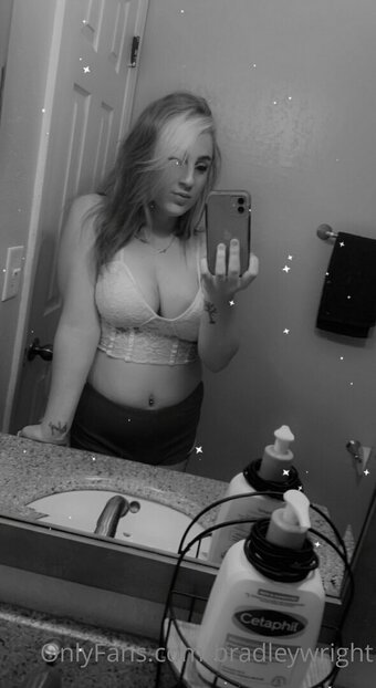 bradleywright Nude Leaks Photo 2