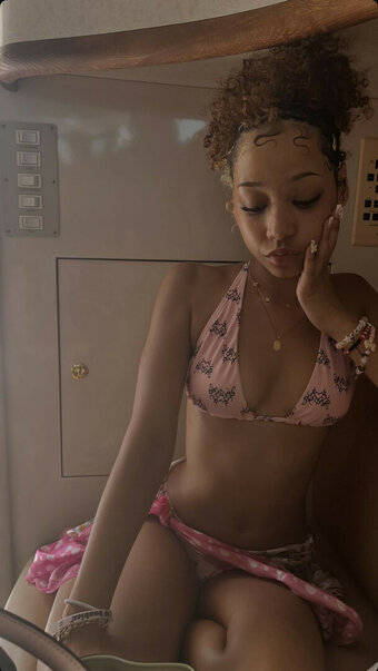 bratality / __br4t / _enterlewd / blamebunne / hislovelysin Nude Leaks Photo 6