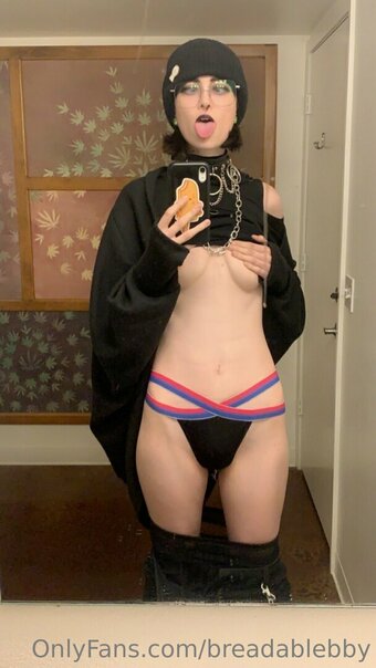breadablebby Nude Leaks Photo 5