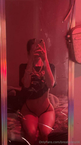 Breanna Wright / Brea_1906 / Breabunny06 / Breanna.2005 / Hannah Brown / Hannah Lanays Nude Leaks OnlyFans Photo 13