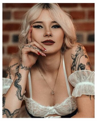 Brewi / megbrewi Nude Leaks OnlyFans Photo 23