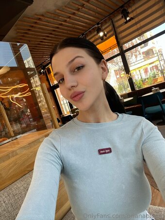 brianabloom Nude Leaks Photo 6