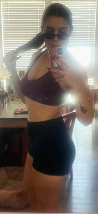 BriAnimator / BriAnimator_ / brianimator_lives / https: Nude Leaks Photo 25