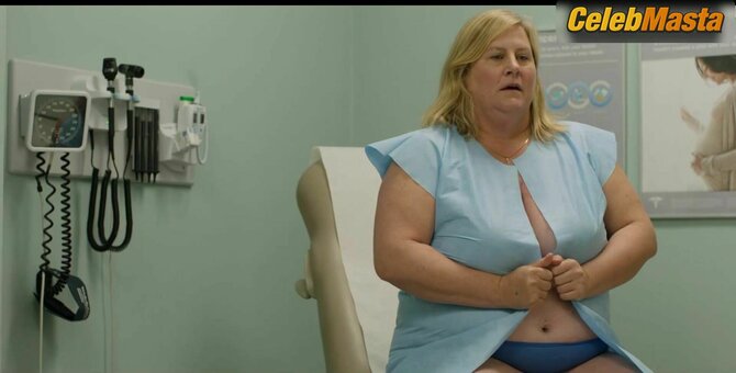Bridget Everett Nude Leaks Photo 11