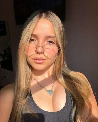 Brisa Gianella / brichuuuu0 / brisa.gianella Nude Leaks Photo 14