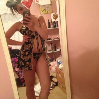 brittany21 Nude Leaks Photo 4