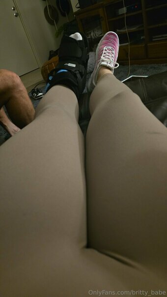 britty_babe Nude Leaks Photo 2