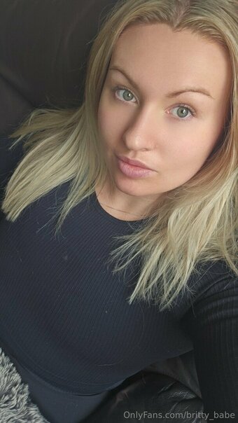 britty_babe Nude Leaks Photo 14