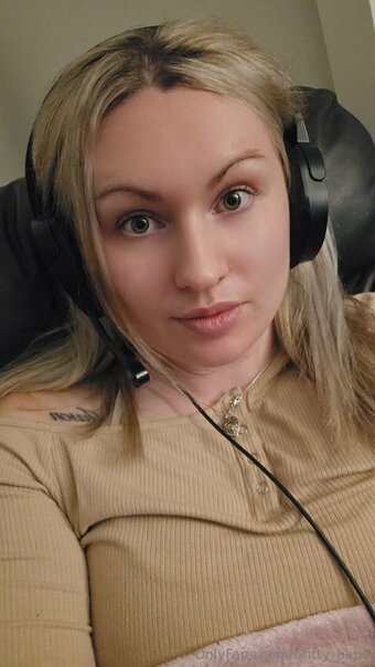 britty_babe Nude Leaks Photo 22