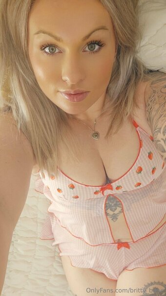 britty_babe Nude Leaks Photo 23