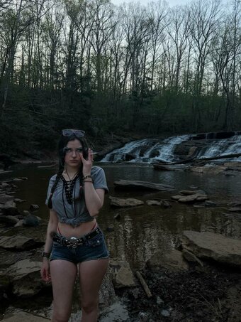 Brixnoel / brixnoell / brxxno_ / gothshawtyy / https: Nude Leaks Photo 26