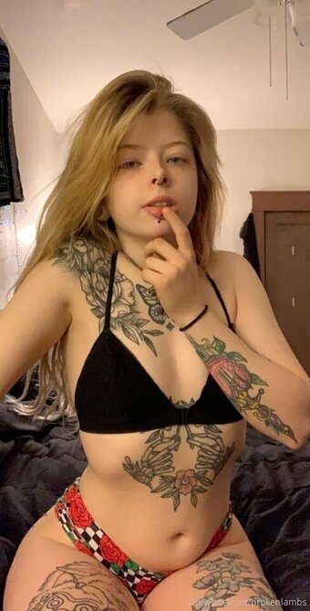 brokenlambs Nude Leaks Photo 10