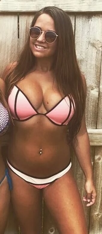 brookeebakeer / brookeb2203 / brookeebakerr Nude Leaks Photo 10