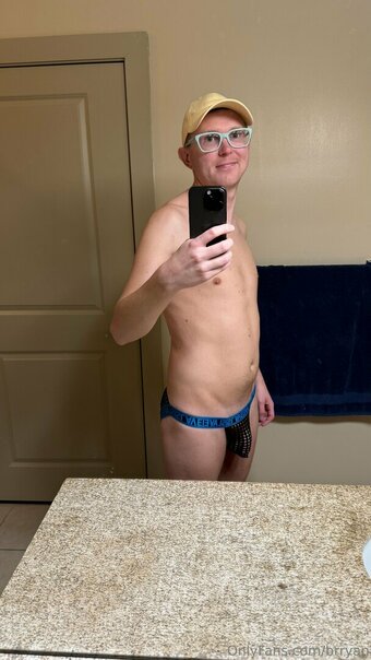 brryan Nude Leaks Photo 1