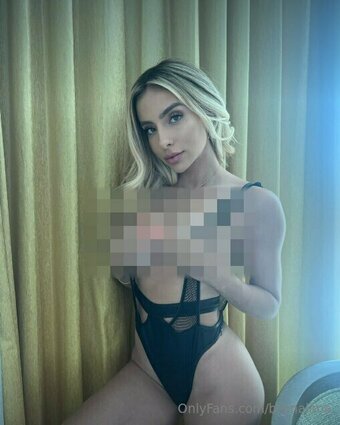brunalima / xoobruna Nude Leaks OnlyFans Photo 10