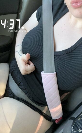 bubb1ixie / bubb1ely / bubb1ixiee Nude Leaks OnlyFans Photo 2