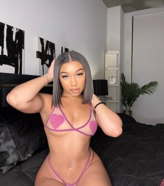 Bubble Booty / naturalchina Nude Leaks OnlyFans Photo 14