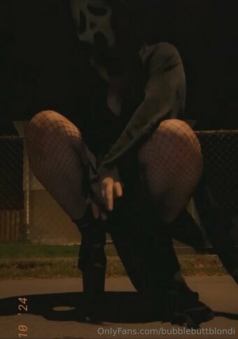 bubblebuttblondi Nude Leaks Photo 12