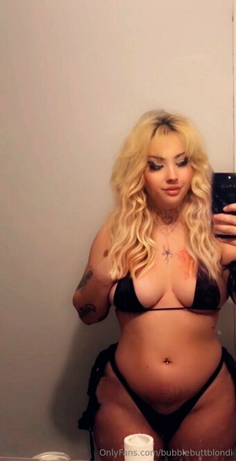 bubblebuttblondi Nude Leaks Photo 18