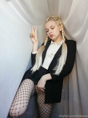 bubblegirlfree Nude Leaks Photo 6