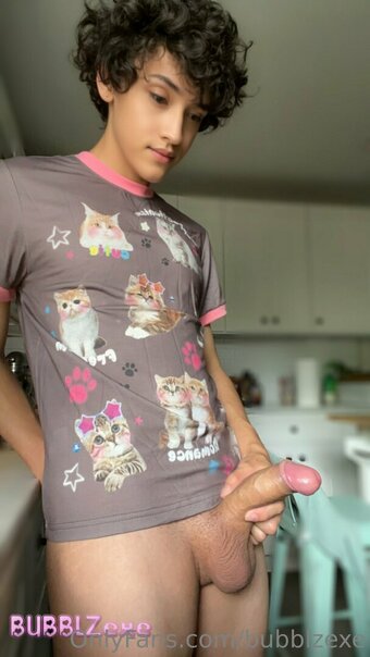 bubblzexe Nude Leaks Photo 3