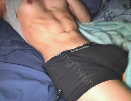 BulgingTwunk / bulging_twunk / https: Nude Leaks OnlyFans Photo 2
