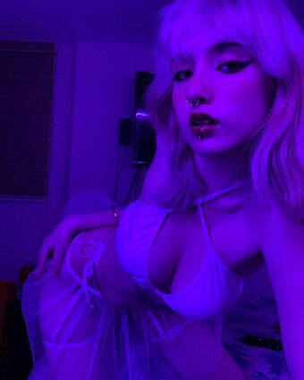 bulletproofmajo / errrrrotika / freakout Nude Leaks OnlyFans Photo 19