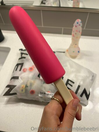 bumblebeebri Nude Leaks Photo 2