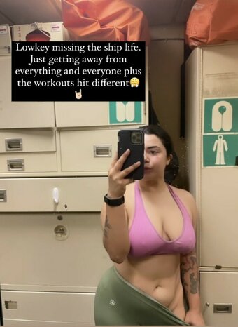 Bundleofmia / UnicornFartzzzzz / miasophiaa5 Nude Leaks Photo 7