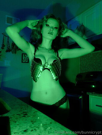 bunnicrypt Nude Leaks Photo 16