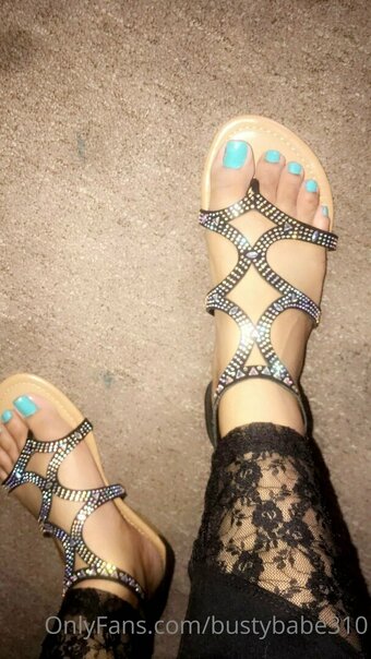 bustybabe310 Nude Leaks Photo 1