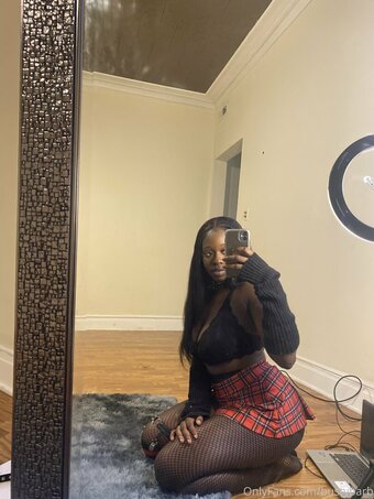 bustybarb Nude Leaks Photo 2