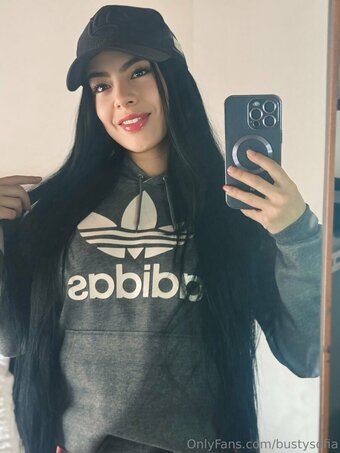 bustysofia Nude Leaks Photo 14