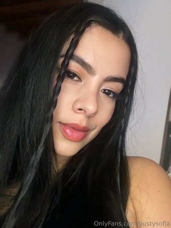 bustysofia Nude Leaks Photo 24