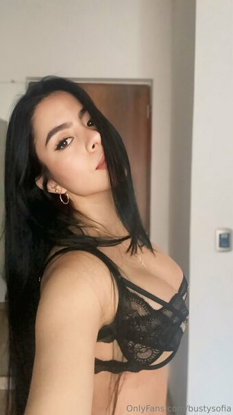 bustysofia