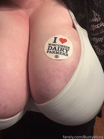 BustyVicky Nude Leaks Photo 13