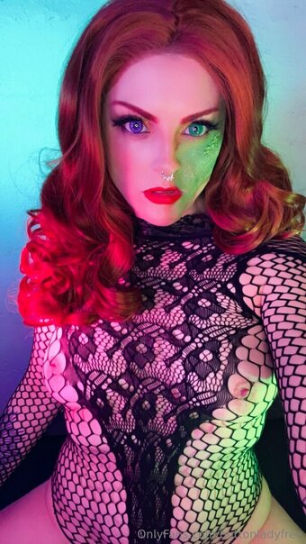 buttonladyfree Nude Leaks Photo 29