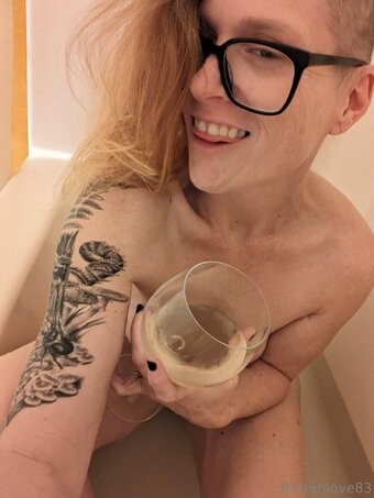 buttonlove83 Nude Leaks Photo 16