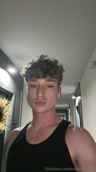 bxtchpudding Nude Leaks Photo 19