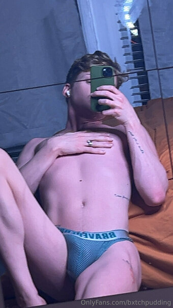 bxtchpudding Nude Leaks Photo 27