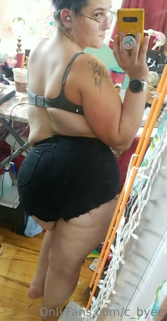 c_byee Nude Leaks Photo 8