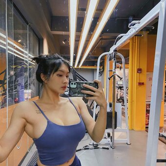 c_zhao_e / pigeggtoast / 地王精 Nude Leaks Photo 8