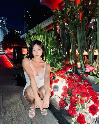 c_zhao_e / pigeggtoast / 地王精 Nude Leaks Photo 11
