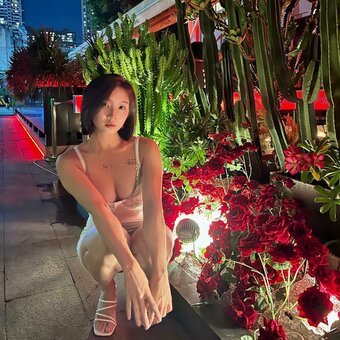 c_zhao_e / pigeggtoast / 地王精 Nude Leaks Photo 13