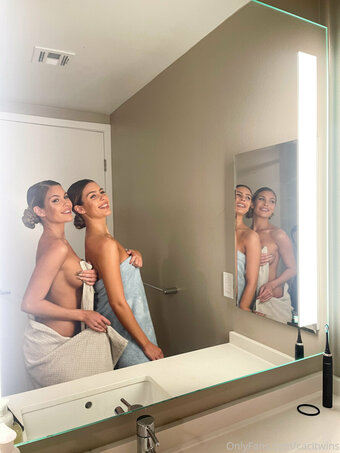 cacitwins Nude Leaks Photo 3