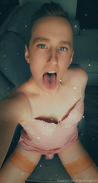 cagedsissy2020 Nude Leaks Photo 14